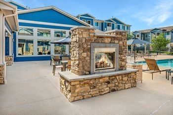 Outdoor fireplace